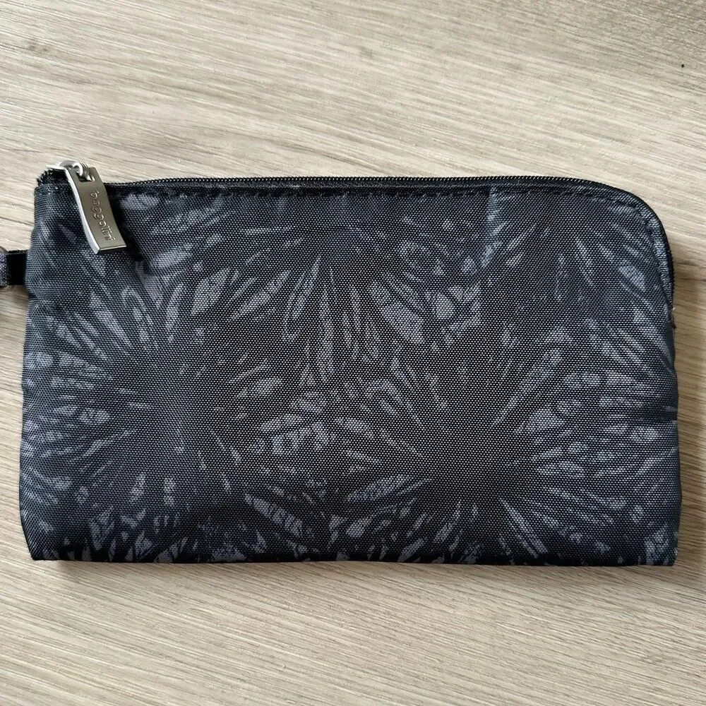 Baggallini Go Phone Wristlet Wallet Clutch RFID Onyx Floral